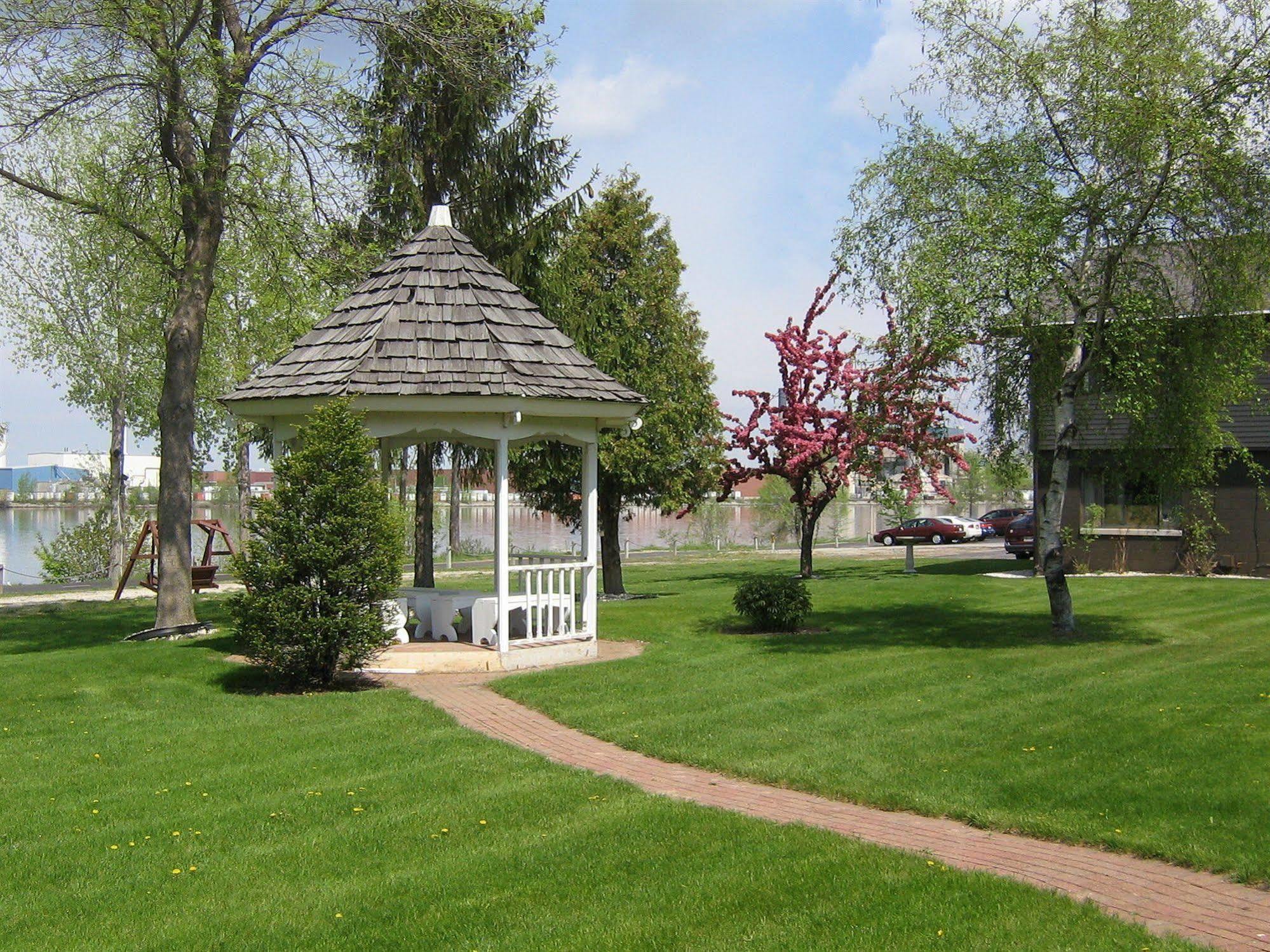 The Mariner Motel Green Bay Exterior photo